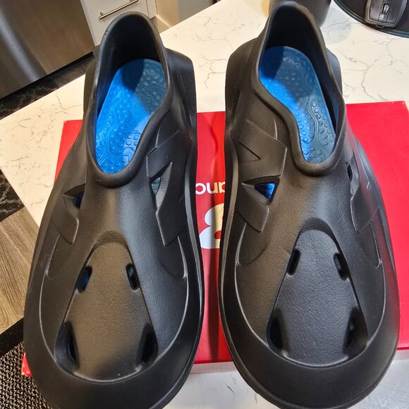 New Balance Fresh Foam X RCVRY Size 10 Tamarind with Black Blue Yeezy Comfort - Picture 3 of 11